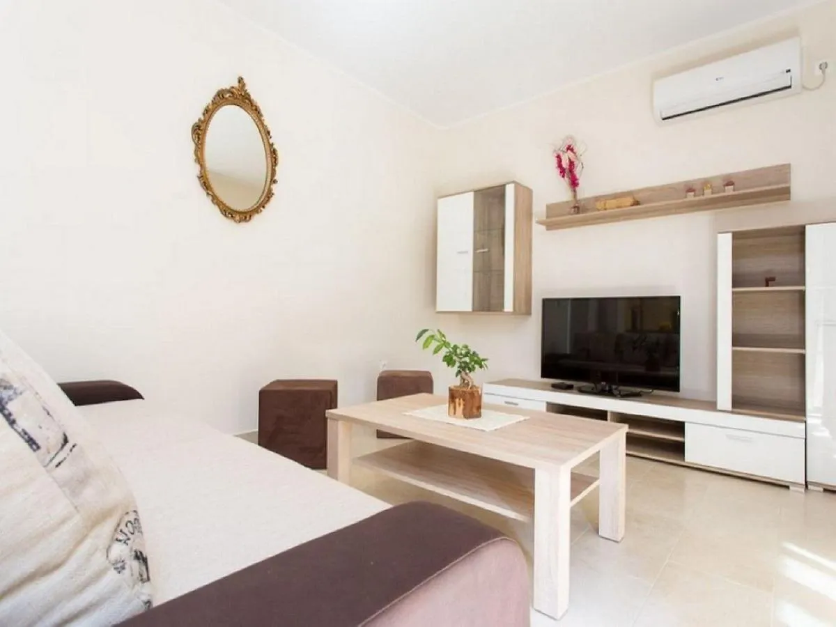 公寓 Strandnahe Schoene Ferienwohnung Mit Klima, Wifi 巴斯卡