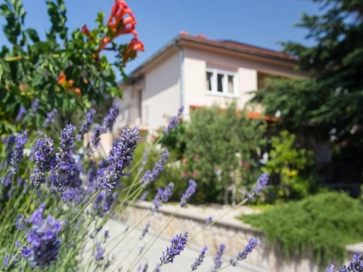 Strandnahe Schoene Ferienwohnung Mit Klima, Wifi 巴斯卡 公寓