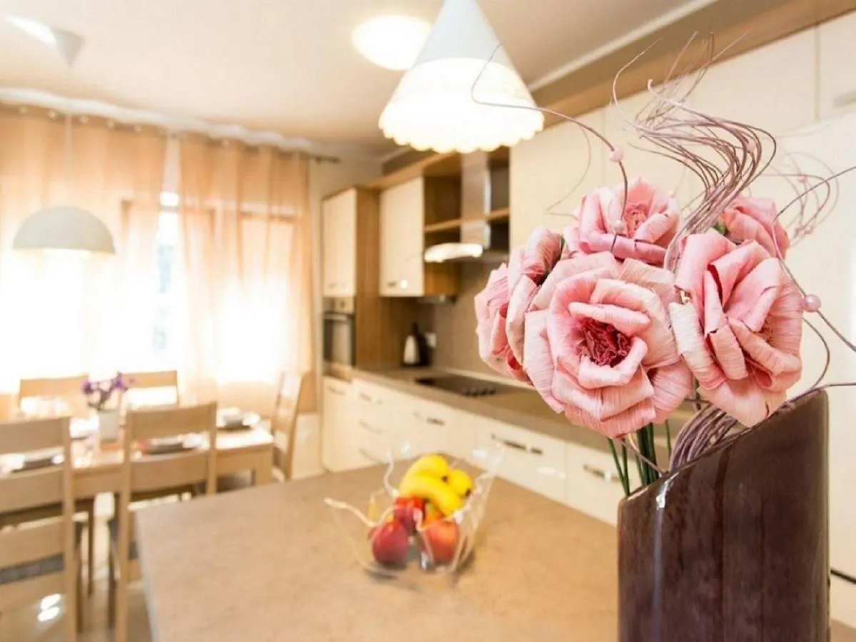 公寓 Strandnahe Schoene Ferienwohnung Mit Klima, Wifi 巴斯卡
